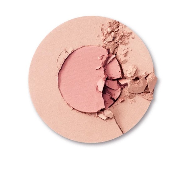 NEW Charlotte Tilbury CHEEK TO CHIC—FIRST LOVE Two-tone peach powder blusher - Picture 9 of 10